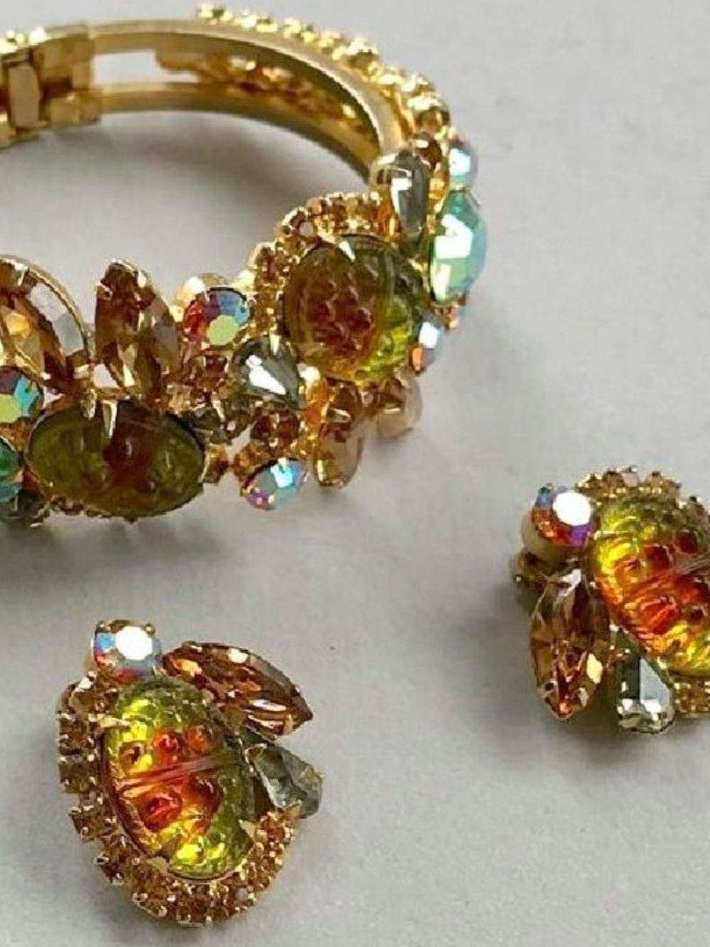 Vintage Juliana D&E clip on earrings - Picture 9 of 9